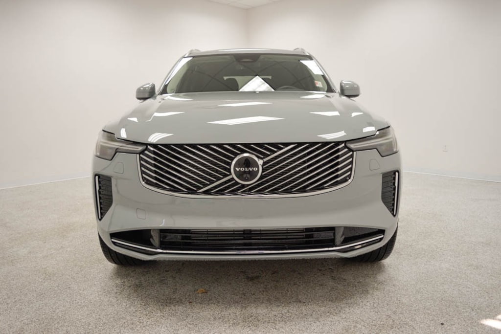 New 2026 Volvo XC90 plug-in hybrid T8 Plus 7-Seater SUV