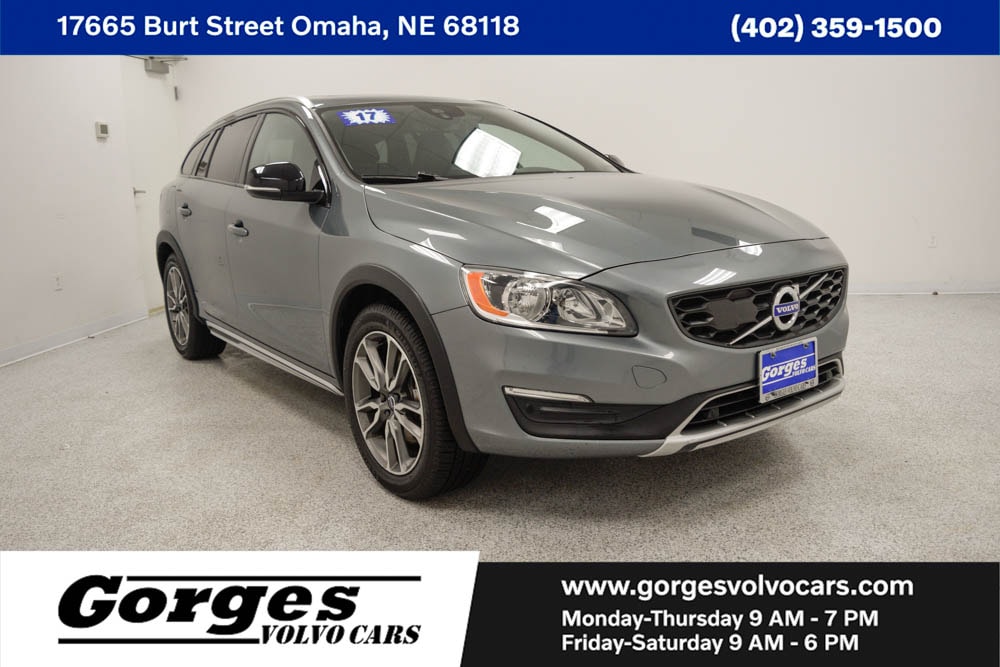 Osmium Gray 2017 Volvo V60 Cross Country T5 Premier AWD Wagon All-Wheel Drive 8-Speed Automatic