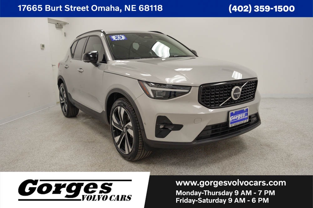 2023 Volvo XC40 Ultimate's photo