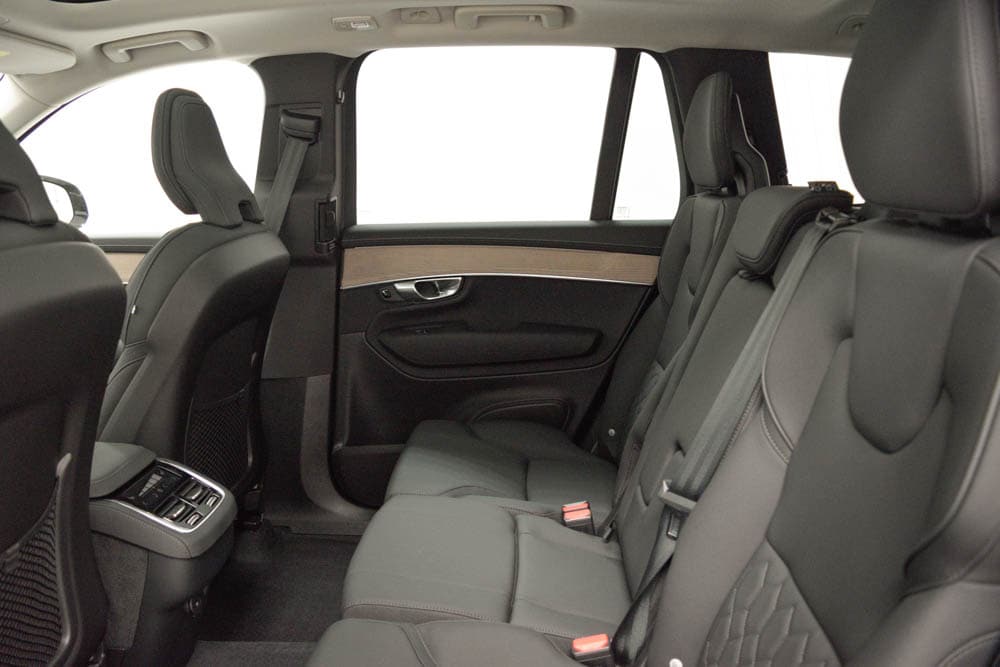 2026 Volvo XC90 Plus - Photo 31