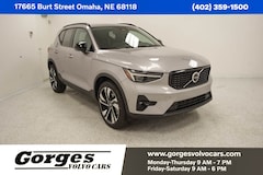 2026 Volvo XC40 B5 Ultra SUV