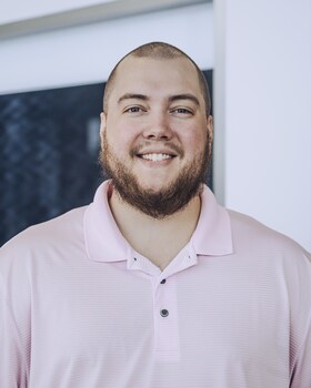 Staff member William Hansen from ID_b85f18812a46