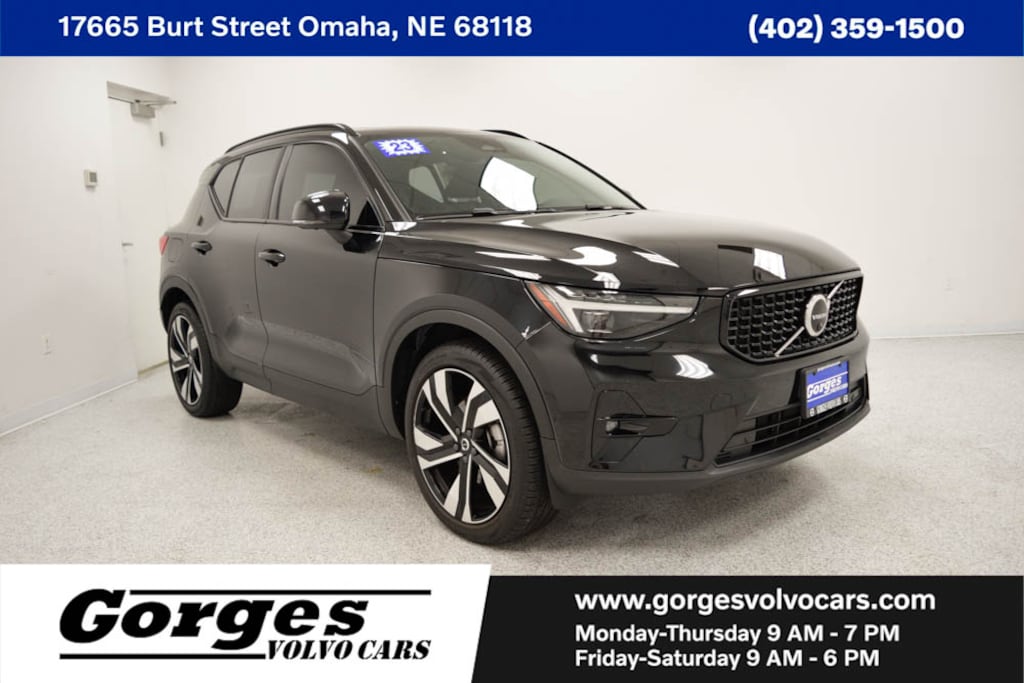Certified 2023 Volvo XC40 B5 AWD Ultimate Dark SUV