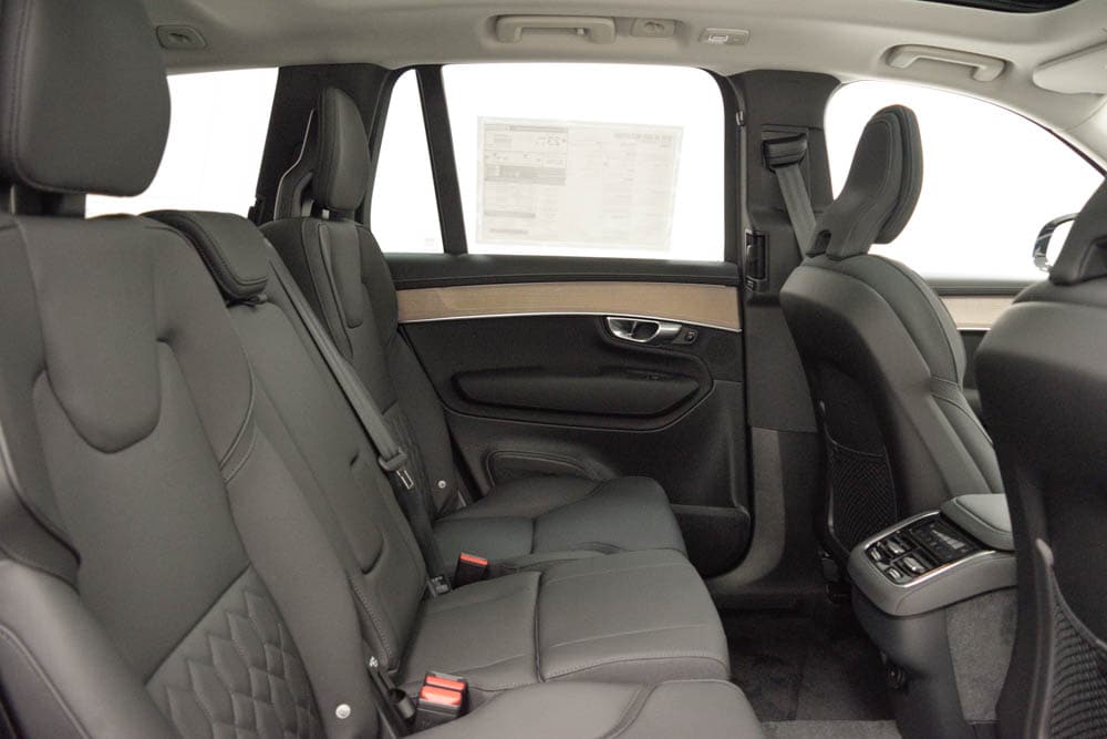 2026 Volvo XC90 Plus - Photo 26