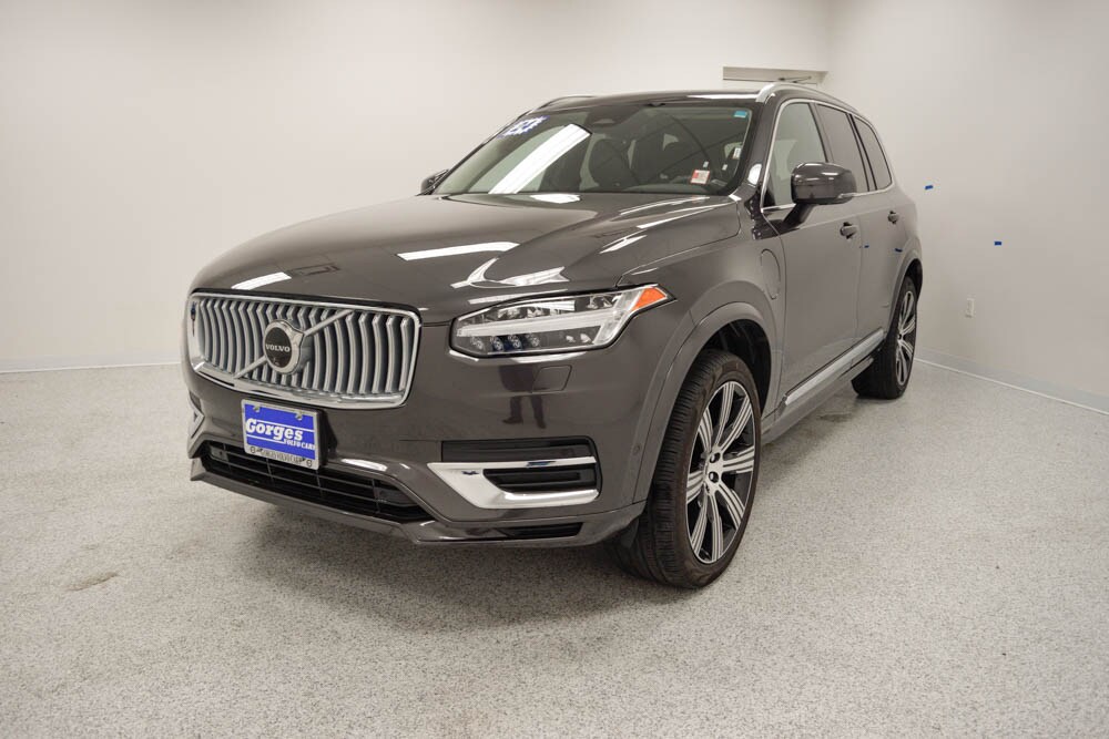 2024 Volvo XC90 T8 Plus photo 3