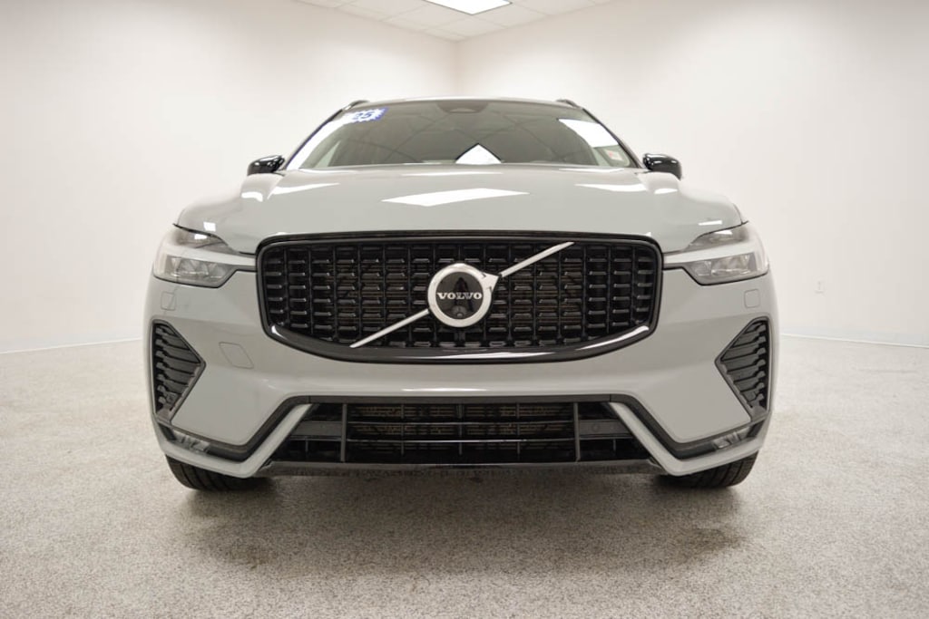 Certified 2025 Volvo XC60 B5 Plus SUV