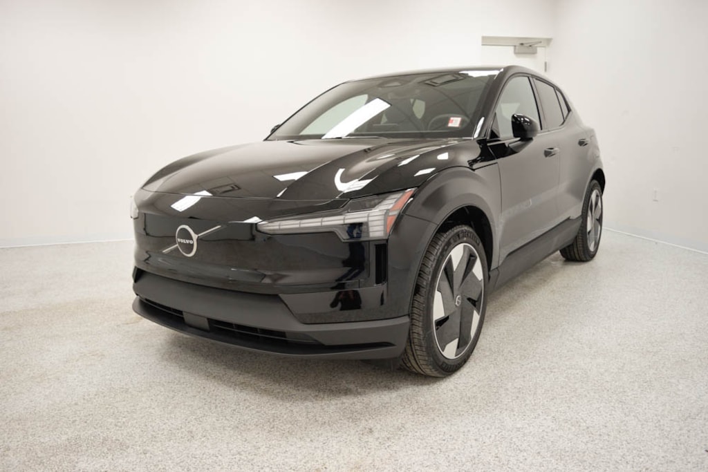 New 2026 Volvo EX30 Twin Motor Plus SUV