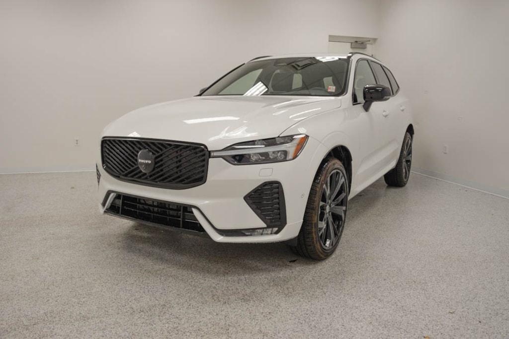 New 2026 Volvo XC60 B5 Ultra Black Edition SUV