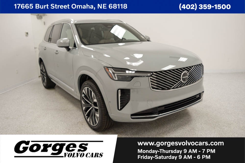 2026 Volvo XC90 Plus's photo