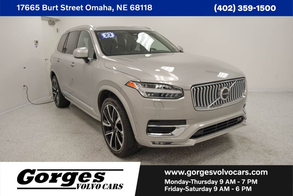 2023 Volvo XC90 Plus's photo