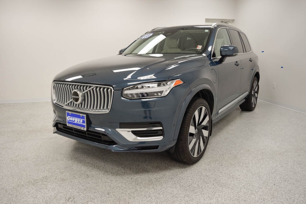 Certified 2023 Volvo XC90 Recharge Plug-In Hybrid Plus 6-Seater SUV