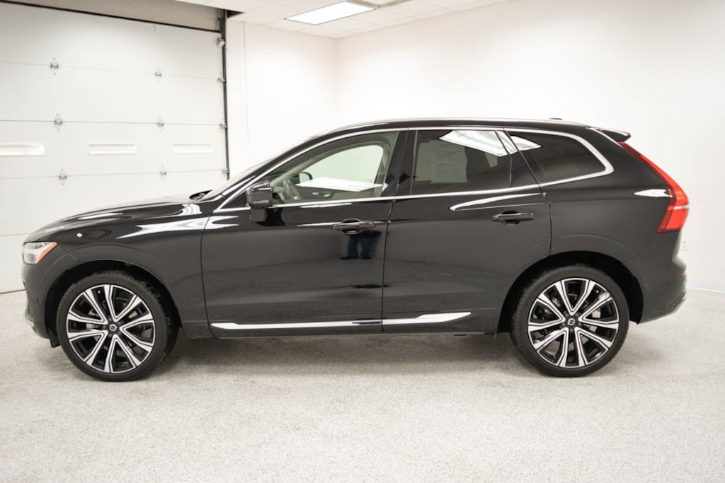 Used 2023 Volvo XC60 B5 AWD Ultimate Bright SUV