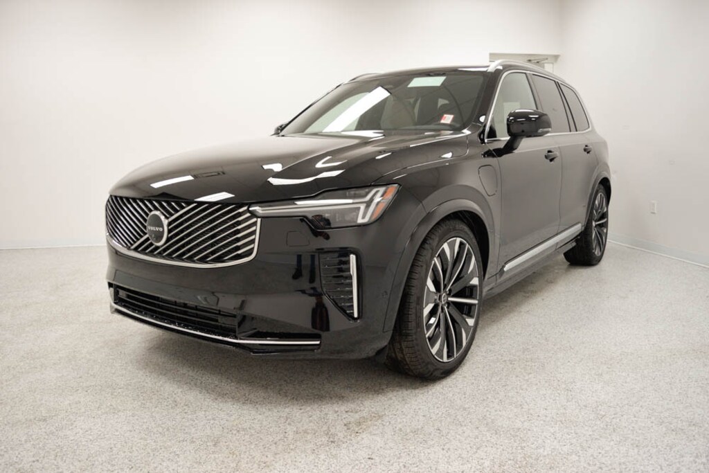 New 2026 Volvo XC90 plug-in hybrid T8 Plus 6-Seater SUV