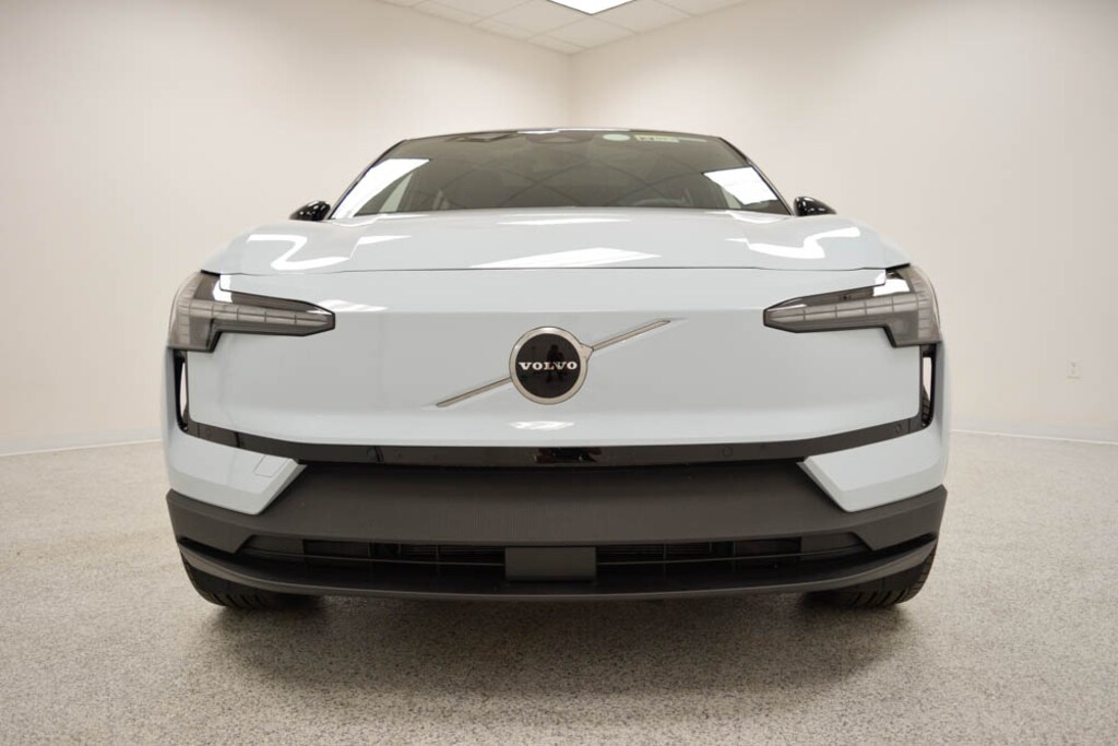 New 2026 Volvo EX30 Twin Motor Plus SUV