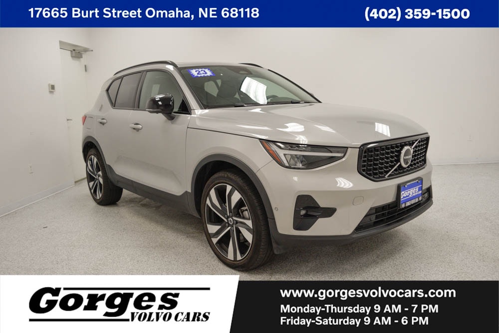 2023 Volvo XC40