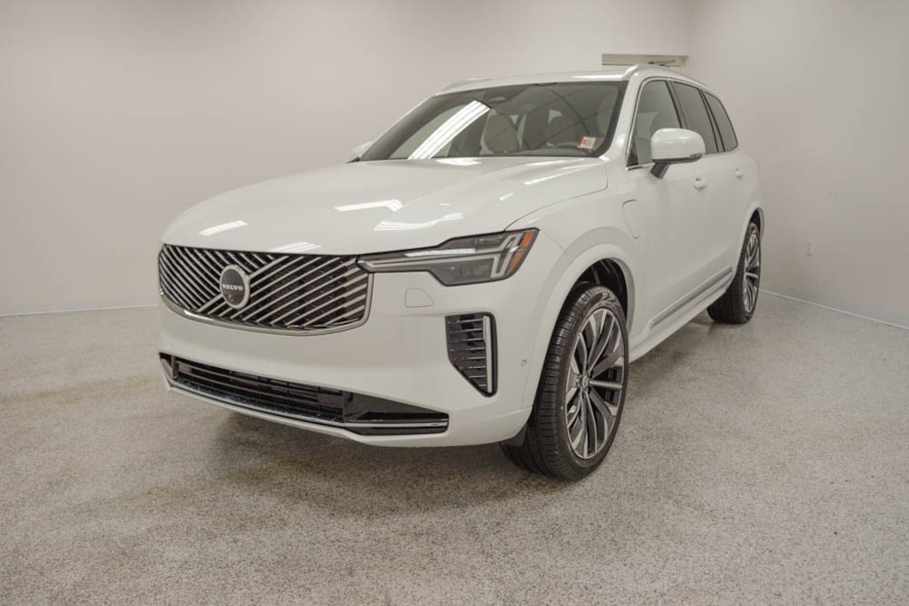 New 2026 Volvo XC90 plug-in hybrid T8 Plus 7-Seater SUV