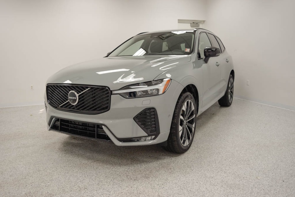 New 2026 Volvo XC60 B5 Plus SUV