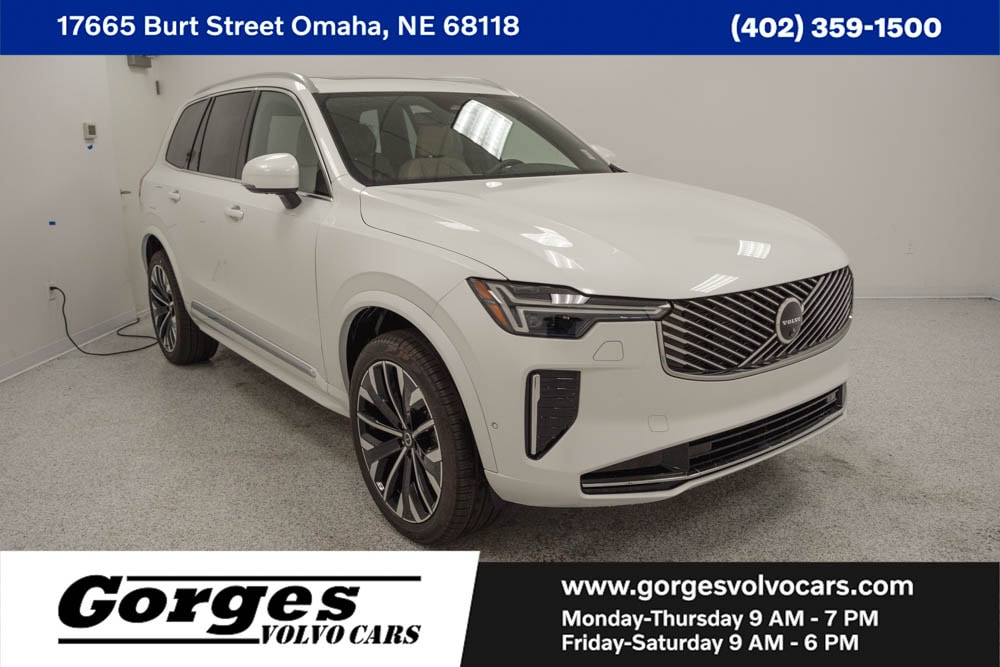 2026 Volvo XC90 Plus's photo