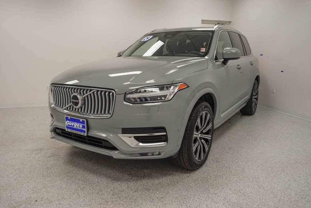 2024 Volvo XC90 Plus photo 2