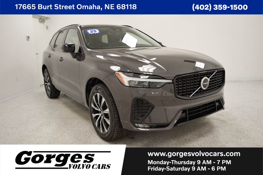 2025 Volvo XC60 Plus's photo