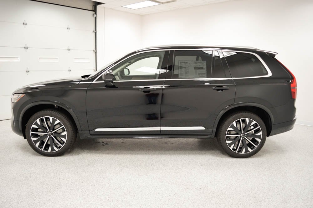 2026 Volvo XC90 Plus - Photo 4