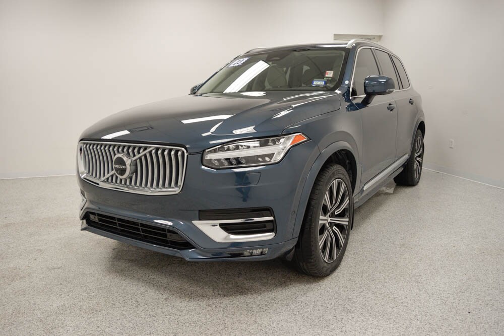 2023 Volvo XC90 AWD Plus photo 2