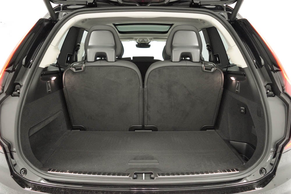 2026 Volvo XC90 Plus - Photo 34