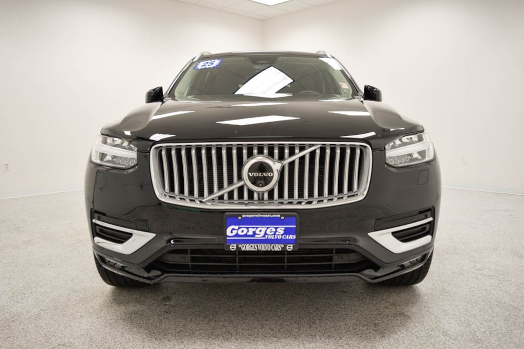 Certified 2025 Volvo XC90 B6 Plus 7-Seater SUV