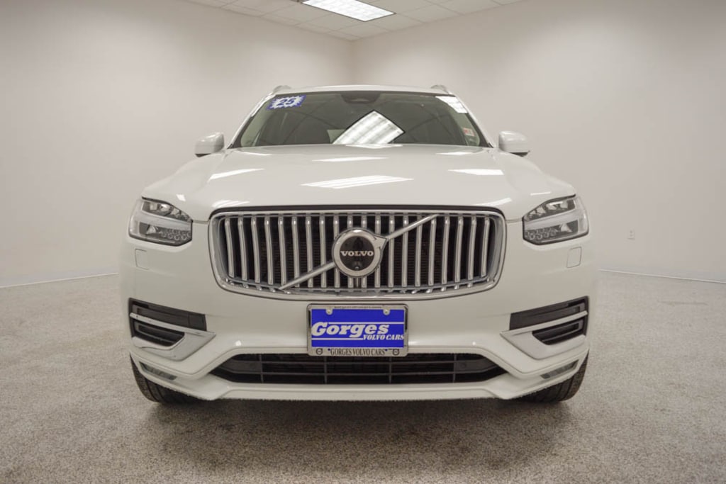 Certified 2025 Volvo XC90 B6 Plus 7-Seater SUV
