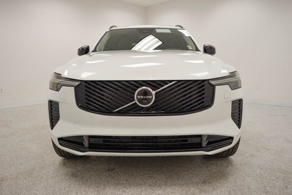 New 2026 Volvo XC90 B6 Ultra Dark Theme 6-Seater SUV