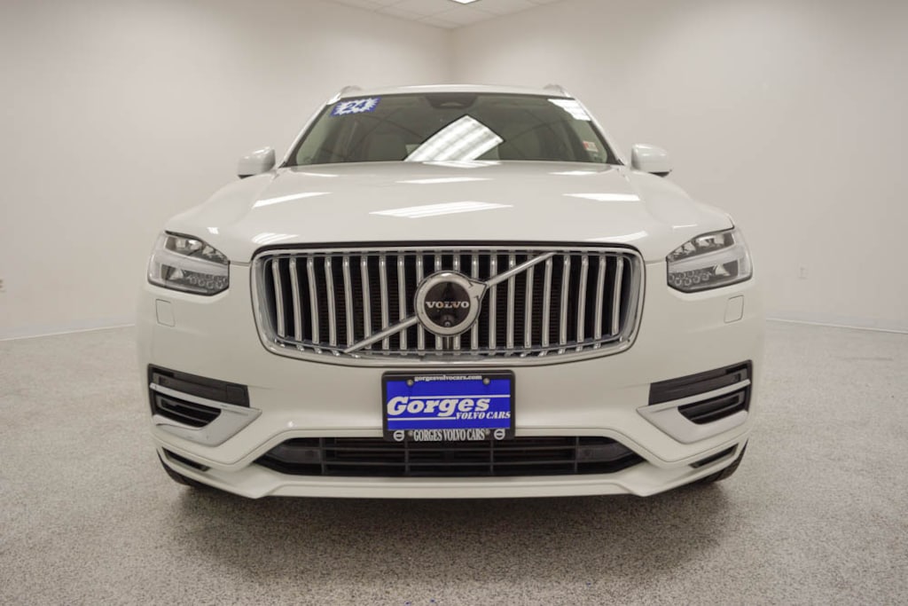 Used 2024 Volvo XC90 plug-in hybrid T8 Ultimate Bright 7-Seater SUV