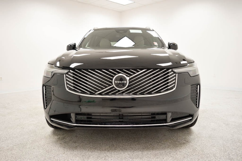 New 2026 Volvo XC90 plug-in hybrid T8 Plus 6-Seater SUV