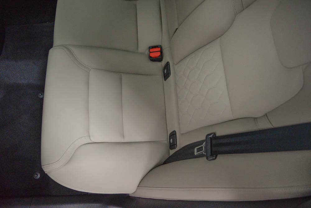 2026 Volvo XC60 Plus - Photo 33