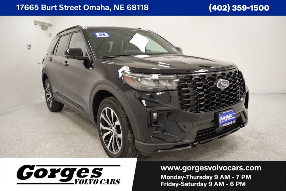 2025 Ford Explorer ST-Line AWD