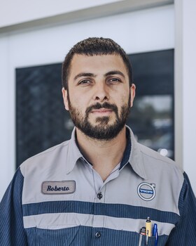 Staff member Roberto Diaz from ID_d84e9df66eaa