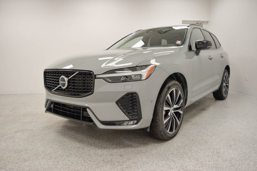 Certified 2025 Volvo XC60 B5 Plus SUV