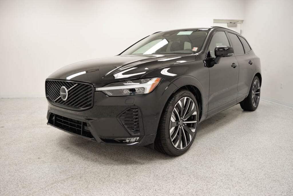 New 2026 Volvo XC60 B5 Ultra SUV