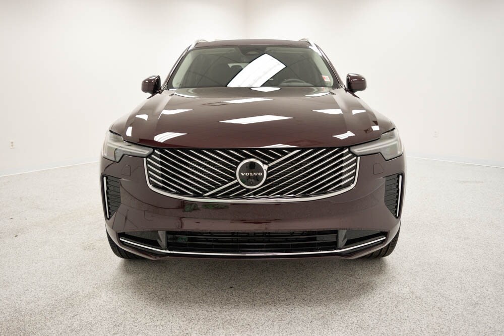 2026 Volvo XC90 Plus photo 2