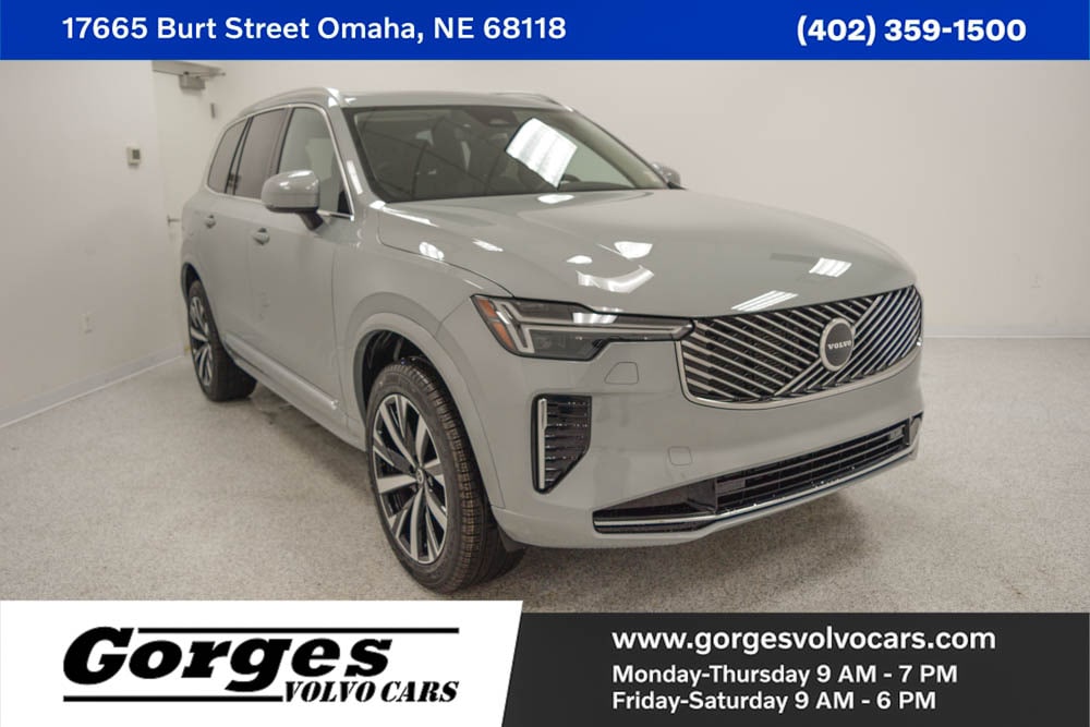 2026 Volvo XC90 Core's photo