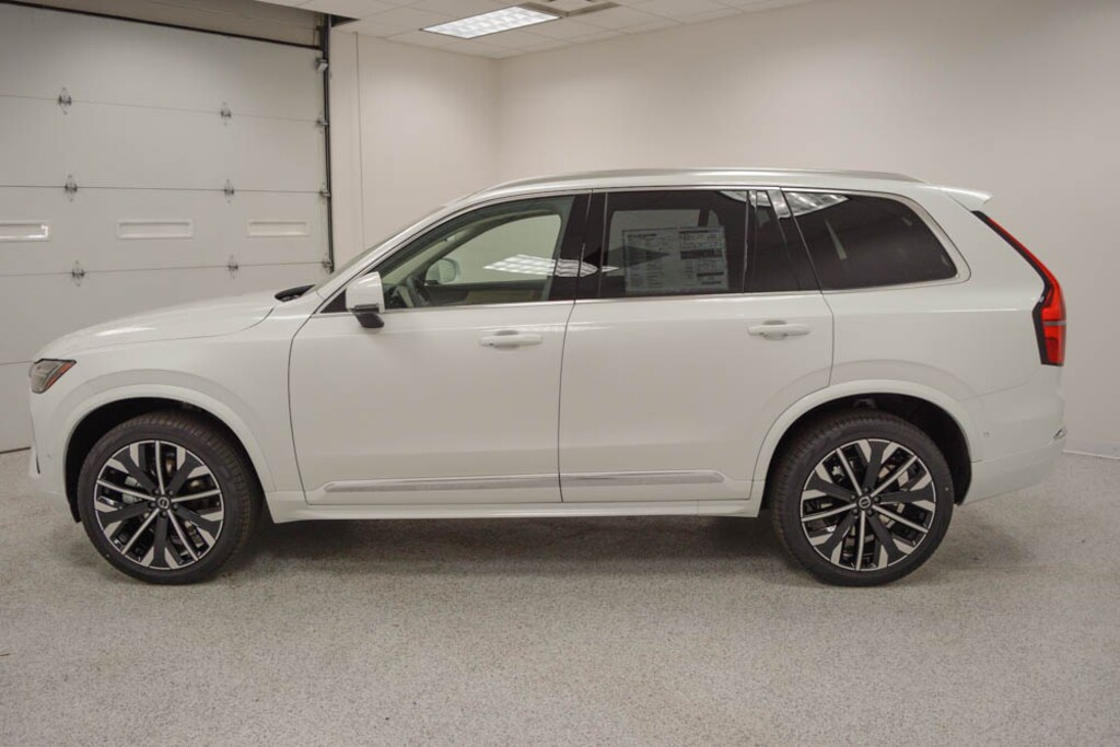 New 2026 Volvo XC90 B6 Plus 7-Seater SUV