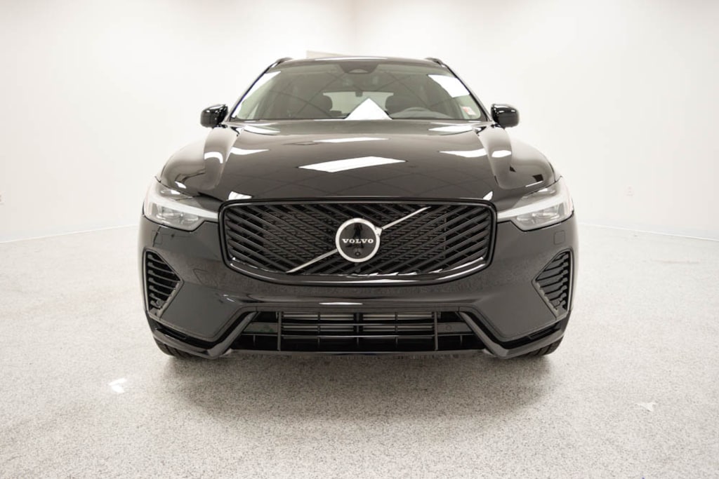 New 2026 Volvo XC60 plug-in hybrid T8 Ultra SUV