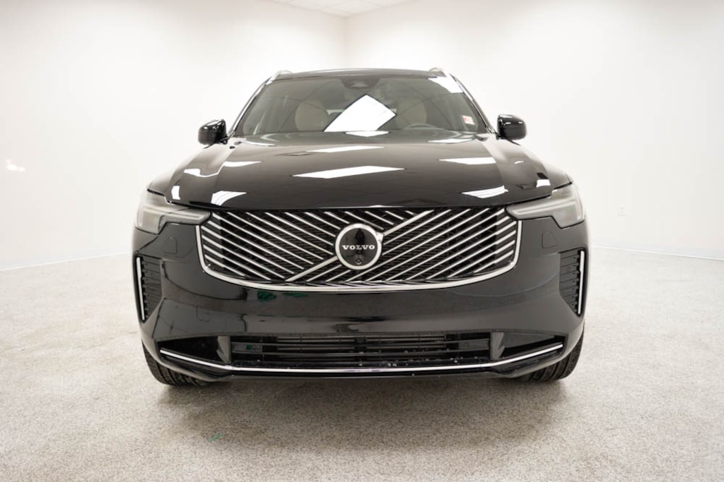 New 2026 Volvo XC90 plug-in hybrid T8 Plus 7-Seater SUV