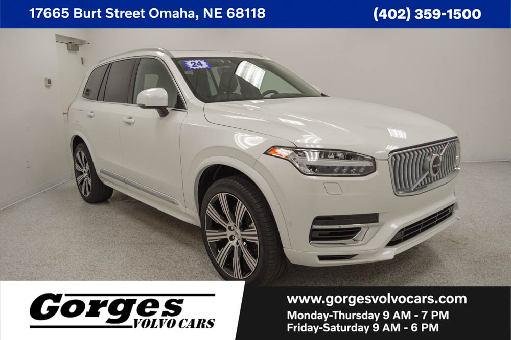 2024 Volvo XC90 plug-in hybrid T8 Ultimate Bright 7-Seater SUV