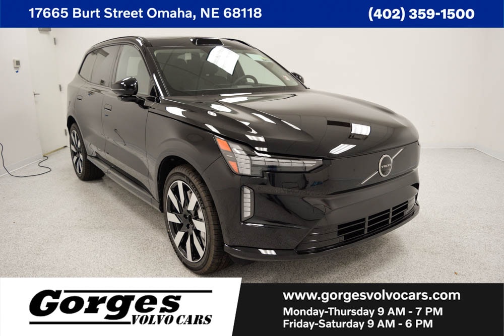 2025 Volvo EX90 Ultra's photo