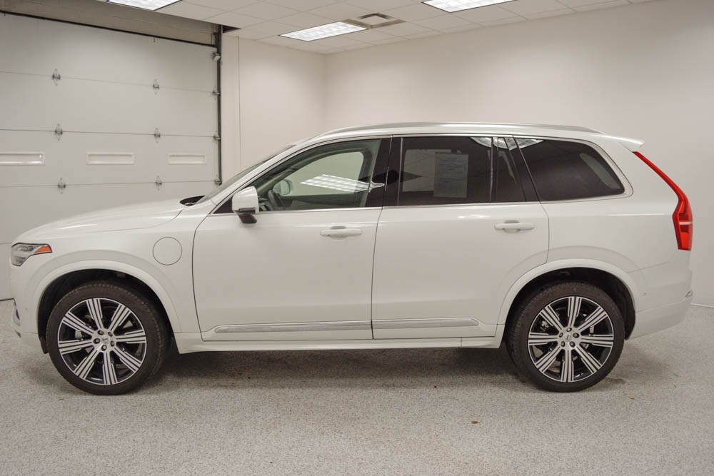 2024 Volvo XC90 T8 Ultimate photo 4