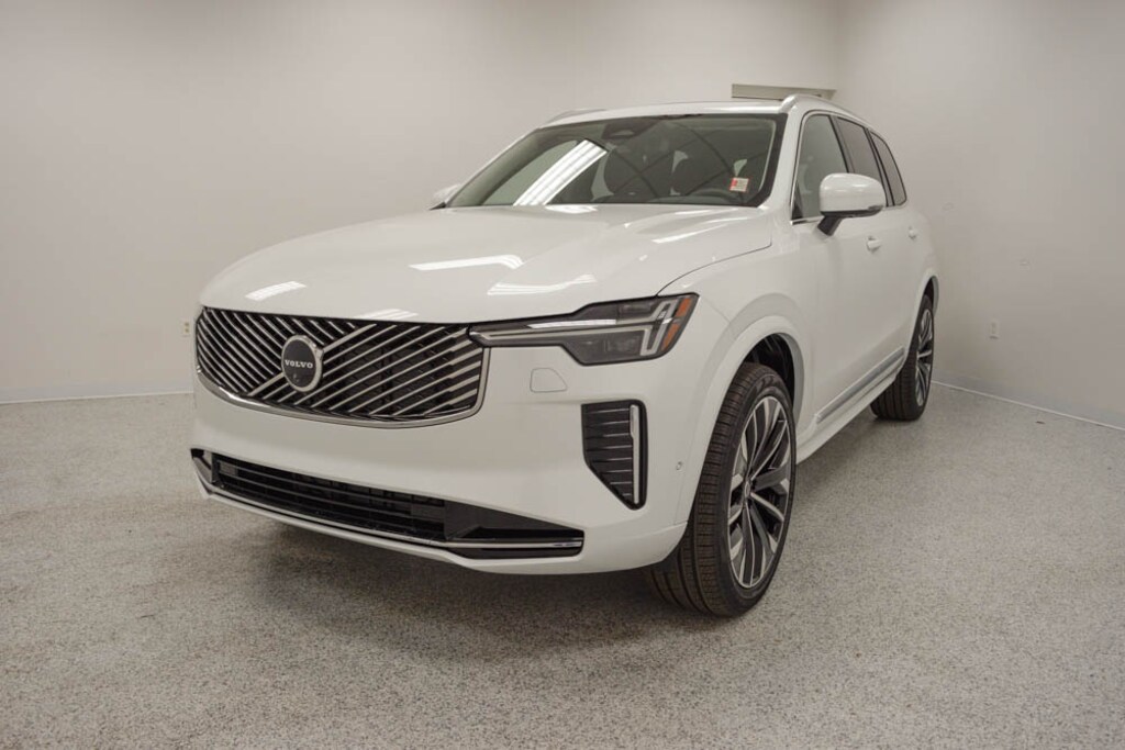 New 2026 Volvo XC90 B6 Plus 7-Seater SUV