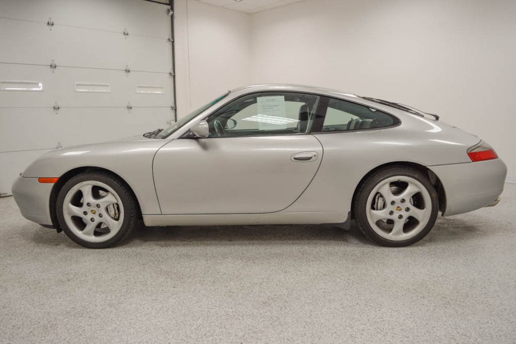 Used 2001 Porsche 911 Carrera Coupe