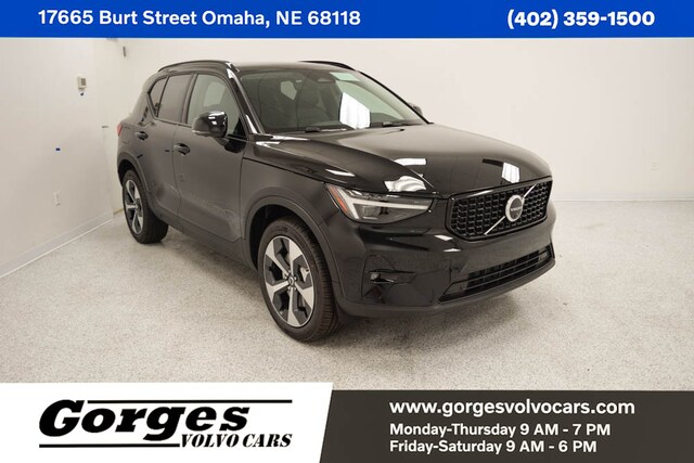 2026 Volvo XC40 B5 Plus AWD SUV