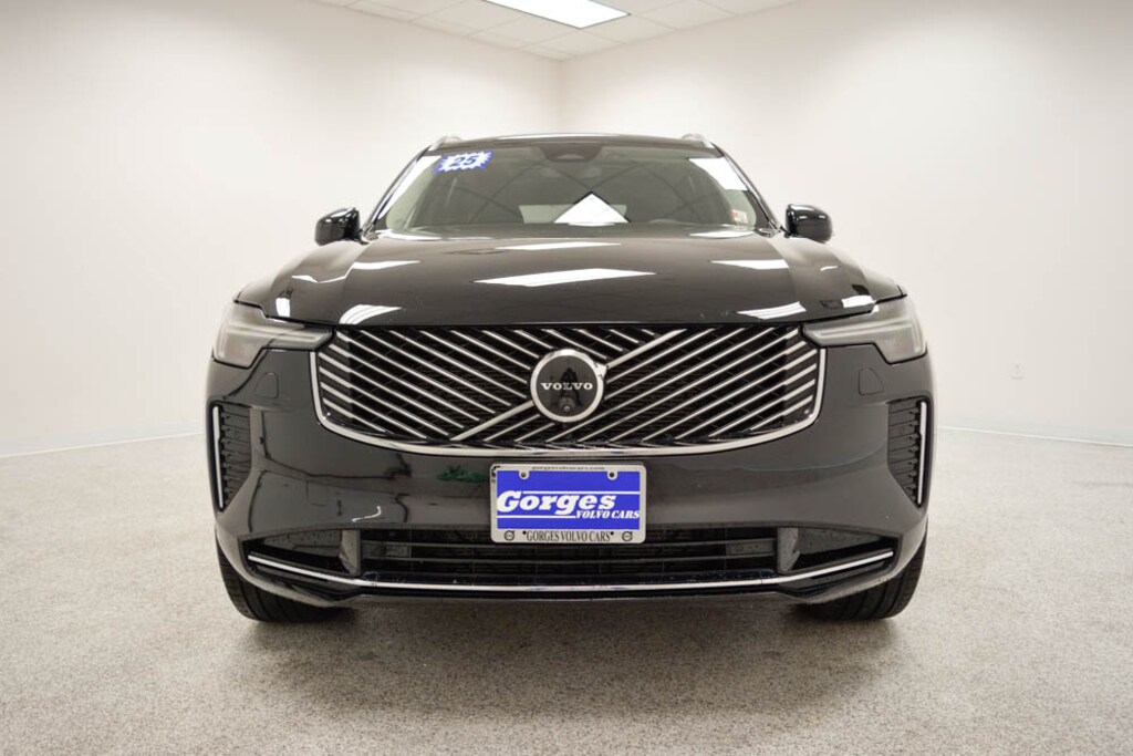 Used 2025 Volvo XC90 B6 (2025.5) Plus 7-Seater SUV