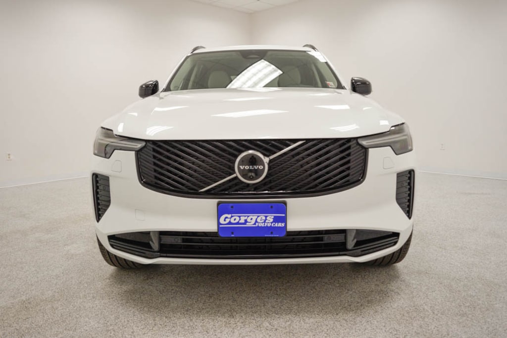 New 2026 Volvo XC90 B6 Ultra Dark Theme 6-Seater SUV